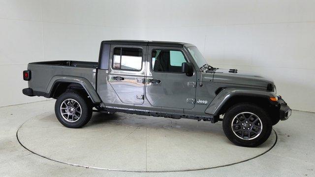 used 2023 Jeep Gladiator car, priced at $33,132