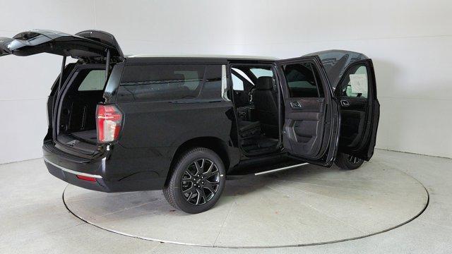 new 2024 Chevrolet Suburban car, priced at $70,915