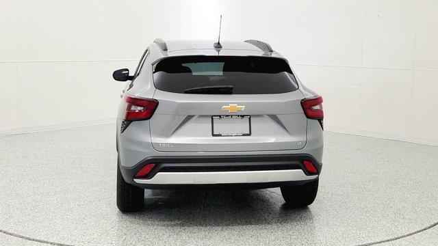 new 2025 Chevrolet Trax car, priced at $26,679