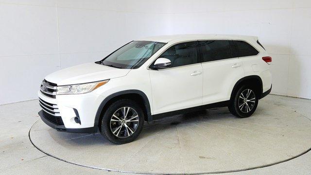 used 2019 Toyota Highlander car, priced at $22,291