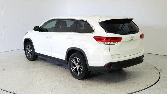 used 2019 Toyota Highlander car, priced at $22,291