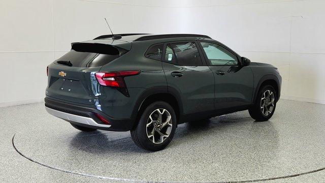 new 2025 Chevrolet Trax car, priced at $25,484
