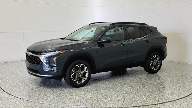 new 2025 Chevrolet Trax car, priced at $25,484