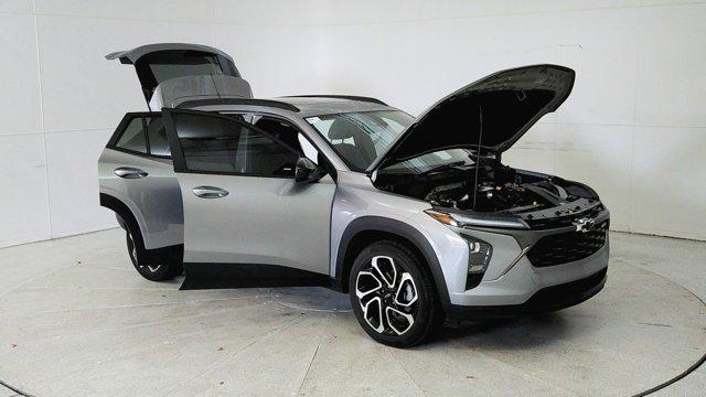 used 2024 Chevrolet Trax car, priced at $23,892