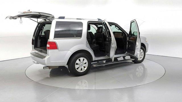 used 2014 Lincoln Navigator car, priced at $9,200