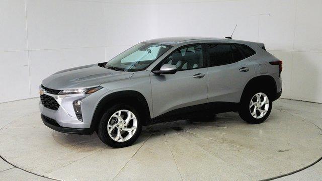 used 2024 Chevrolet Trax car, priced at $19,491