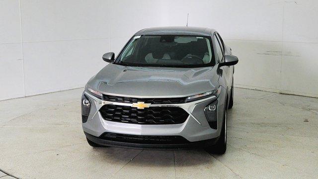 used 2024 Chevrolet Trax car, priced at $19,491