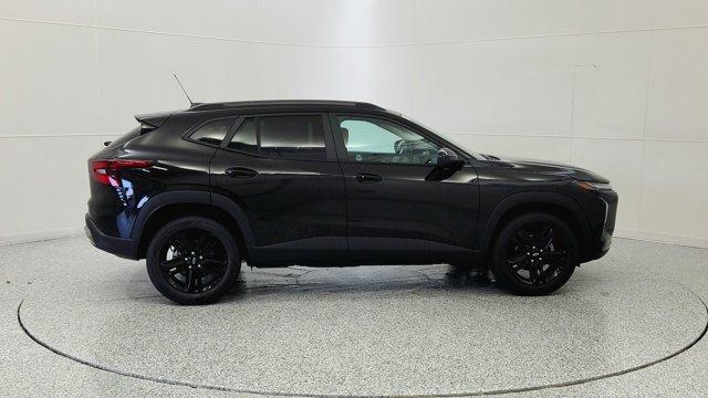 new 2025 Chevrolet Trax car, priced at $28,183