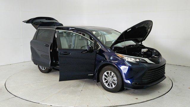 used 2021 Toyota Sienna car, priced at $31,992