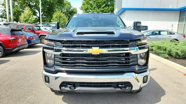 new 2025 Chevrolet Silverado 3500 car, priced at $70,920