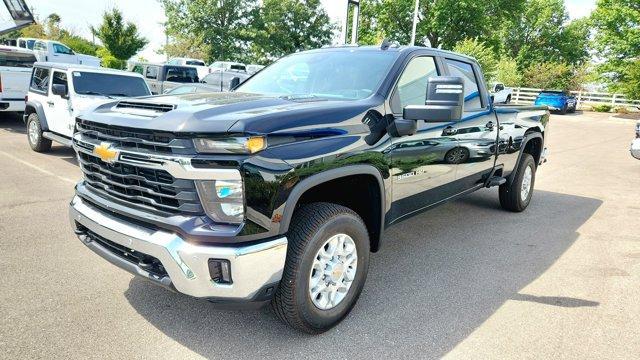 new 2025 Chevrolet Silverado 3500 car, priced at $70,920