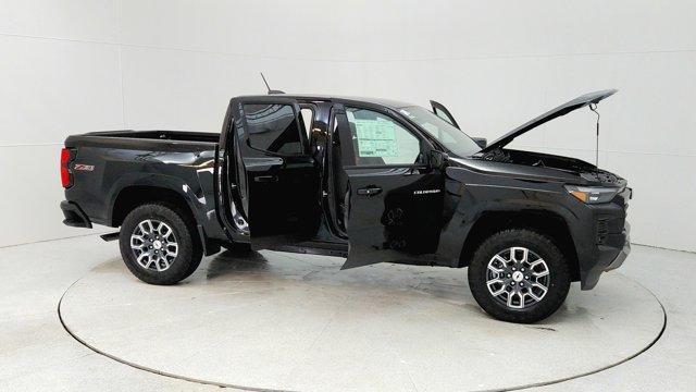 new 2024 Chevrolet Colorado car, priced at $41,995