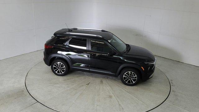 used 2024 Chevrolet TrailBlazer car, priced at $25,291
