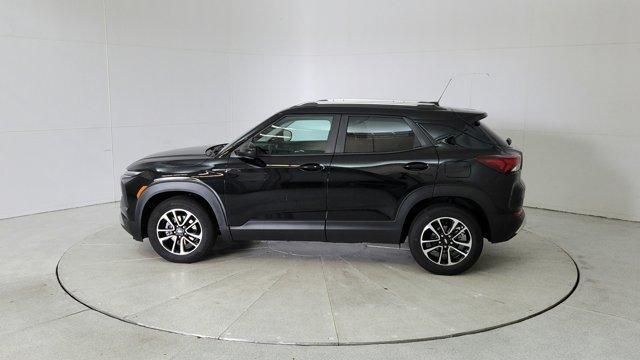used 2024 Chevrolet TrailBlazer car, priced at $25,291