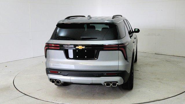 new 2025 Chevrolet Traverse car, priced at $43,993