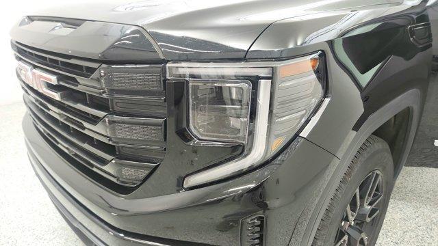 used 2024 GMC Sierra 1500 car, priced at $38,792