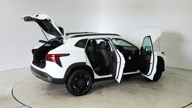new 2025 Chevrolet Trax car, priced at $27,384