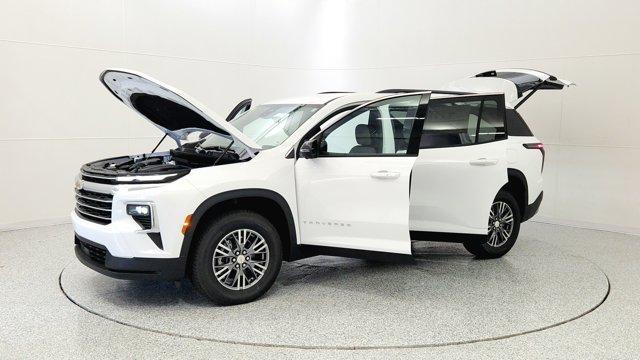 new 2026 Chevrolet Traverse car, priced at $43,818