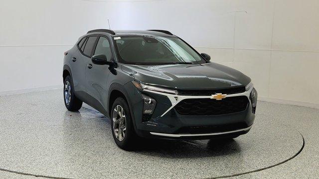 new 2025 Chevrolet Trax car, priced at $25,784