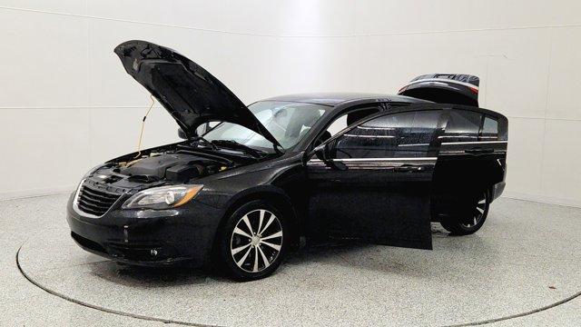 used 2014 Chrysler 200 car, priced at $7,500
