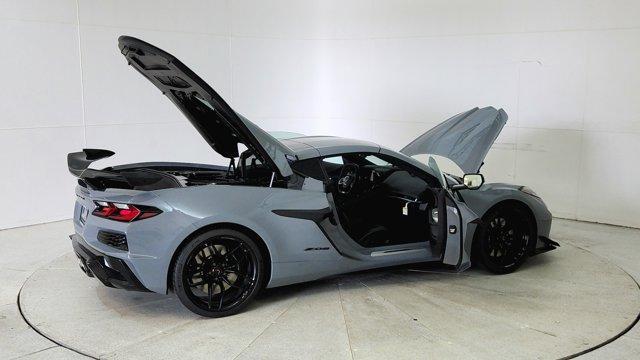 new 2025 Chevrolet Corvette car