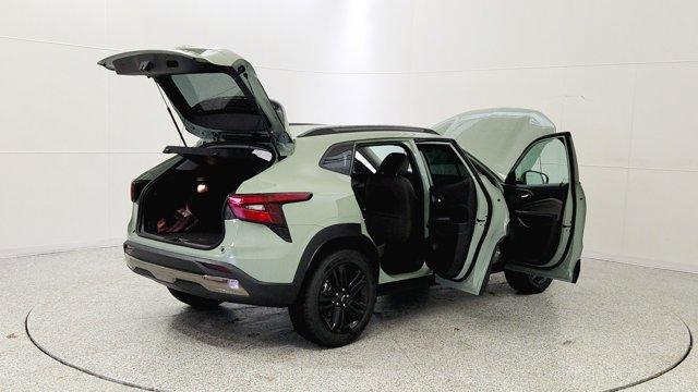 new 2026 Chevrolet Trax car, priced at $28,584