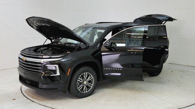 new 2024 Chevrolet Traverse car, priced at $42,545