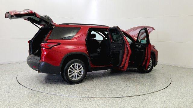 used 2022 Chevrolet Traverse car, priced at $27,491