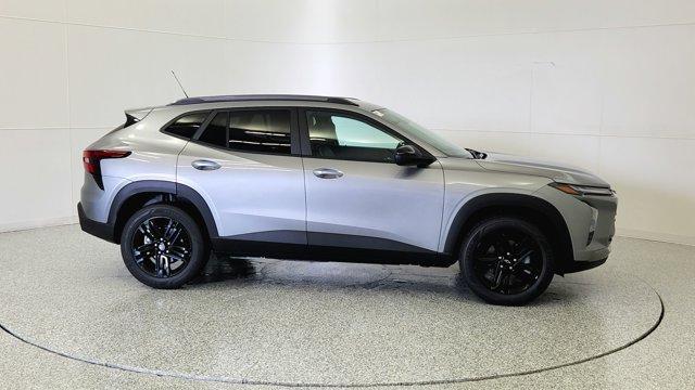 new 2025 Chevrolet Trax car, priced at $27,588