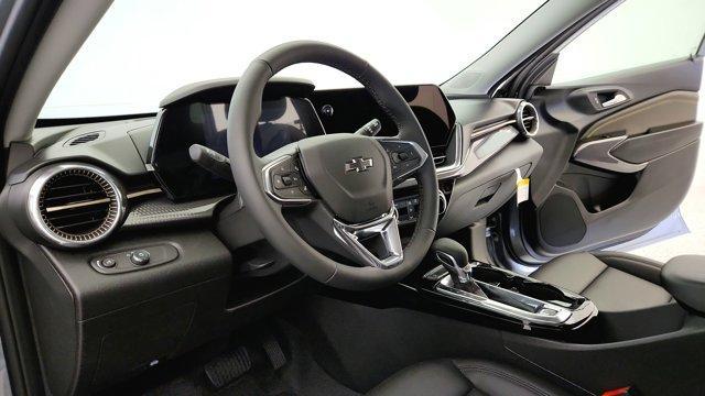 new 2025 Chevrolet Trax car, priced at $27,588