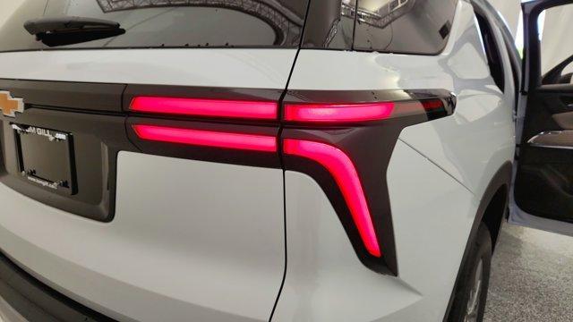 new 2026 Chevrolet Traverse car, priced at $43,914