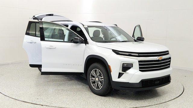 new 2026 Chevrolet Traverse car, priced at $43,914