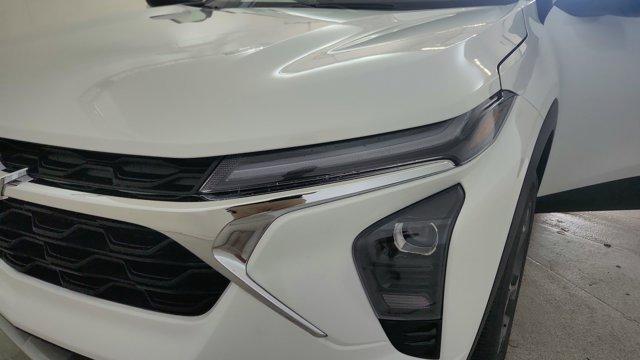 new 2025 Chevrolet Trax car, priced at $25,484