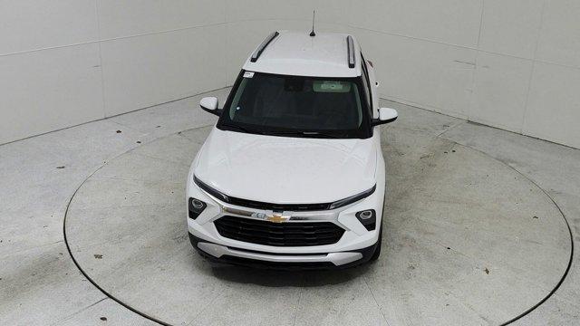 new 2025 Chevrolet TrailBlazer car, priced at $27,375