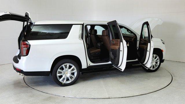 new 2024 Chevrolet Suburban car, priced at $82,600