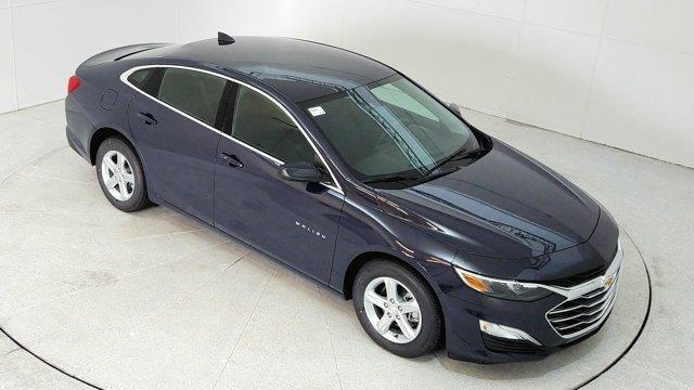 new 2025 Chevrolet Malibu car, priced at $25,245