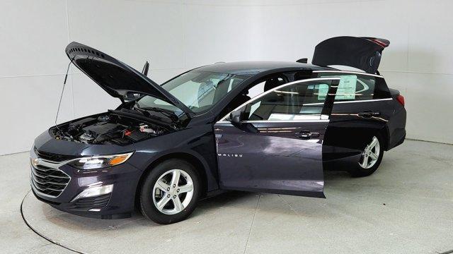 new 2025 Chevrolet Malibu car, priced at $25,245