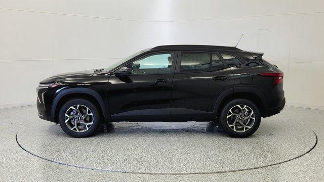 new 2025 Chevrolet Trax car, priced at $25,484