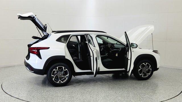 new 2025 Chevrolet Trax car, priced at $25,484
