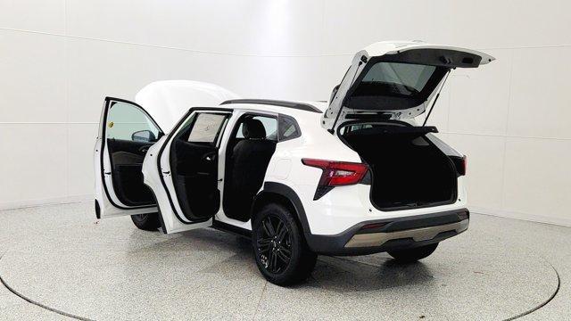 new 2026 Chevrolet Trax car, priced at $28,584