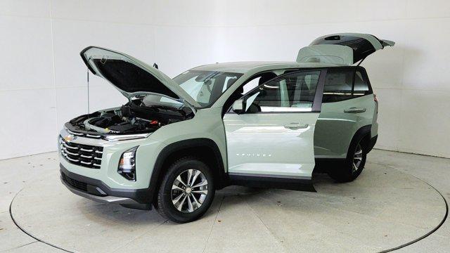 new 2026 Chevrolet Equinox car, priced at $32,739