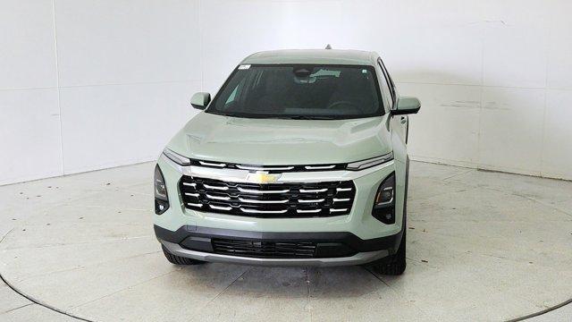 new 2026 Chevrolet Equinox car, priced at $32,739
