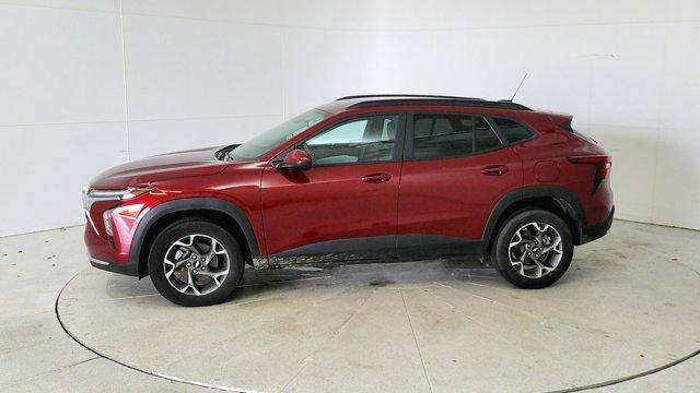 used 2024 Chevrolet Trax car, priced at $23,292