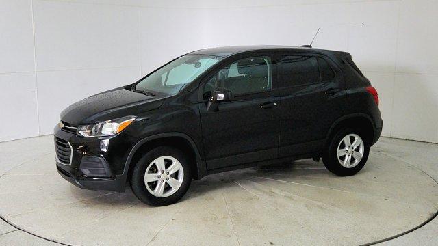 used 2022 Chevrolet Trax car, priced at $17,991