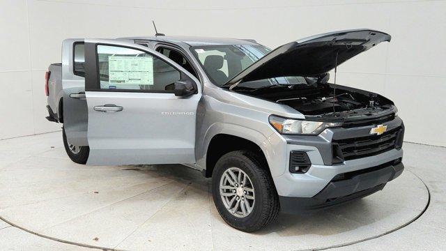 new 2024 Chevrolet Colorado car, priced at $38,585