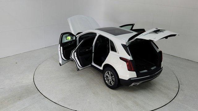 used 2021 Cadillac XT5 car, priced at $36,291