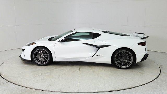 new 2025 Chevrolet Corvette car