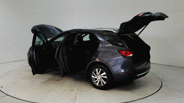 used 2022 Chevrolet Equinox car, priced at $25,492
