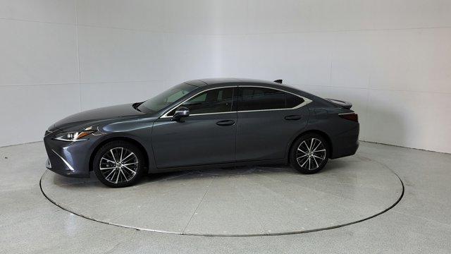 used 2022 Lexus ES 350 car, priced at $33,993