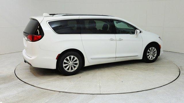 used 2018 Chrysler Pacifica car, priced at $17,791